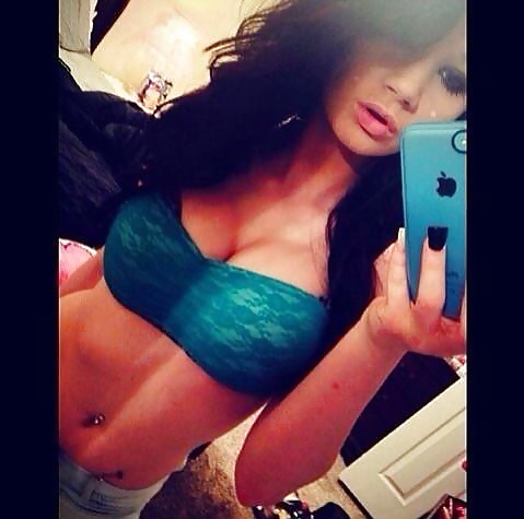 ¡Sucia, sucia tarta de facebook!
 #32265666