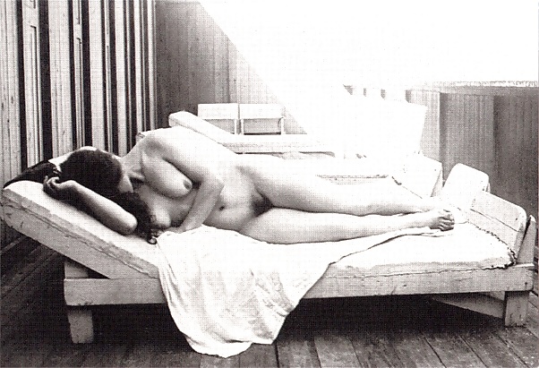 Mary Willumsen, primera fotógrafa de desnudos (1916)
 #29738482