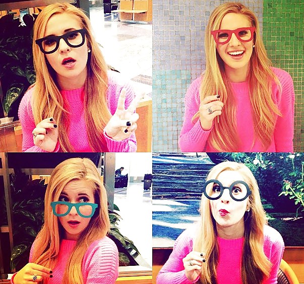 Caroline sunshine
 #35891519