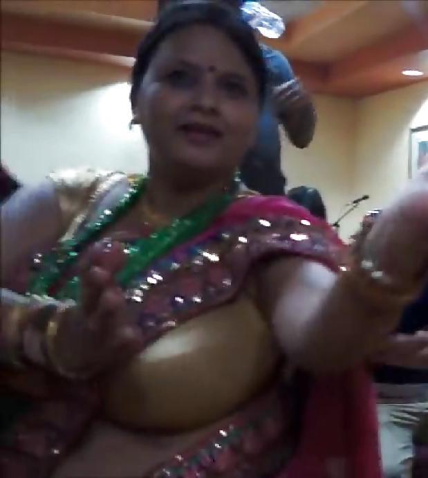 Huge boobs indian aunty, dancing in party... just 4 titfuck #30004398