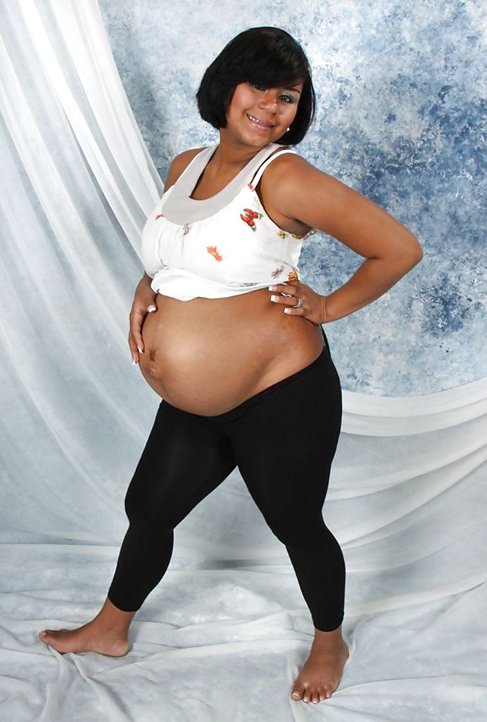 Perla Pregnant #34381987