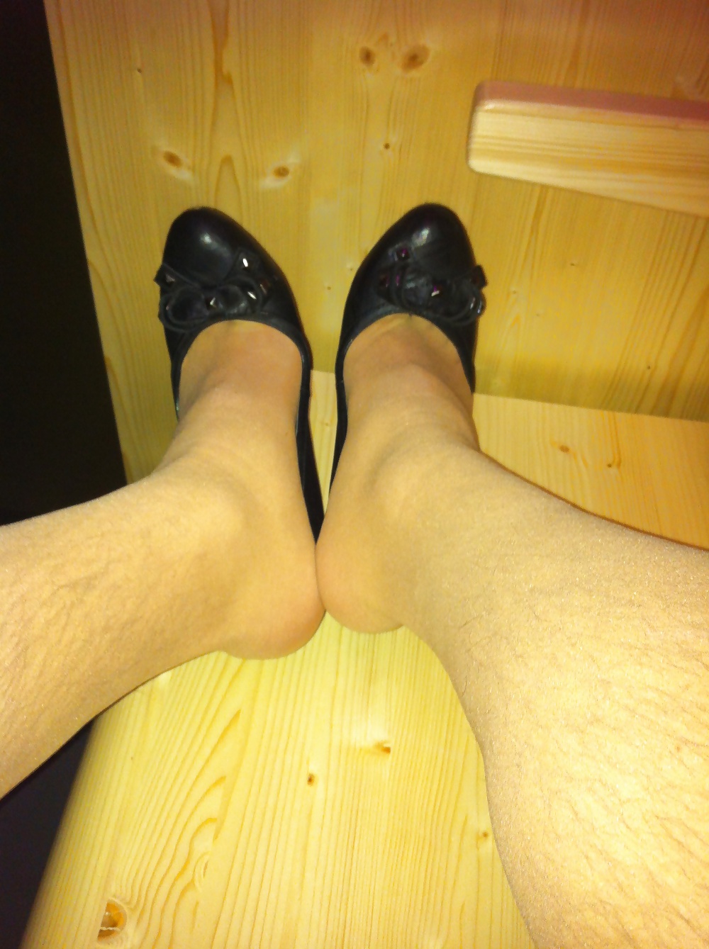 Tacchi alti e calze di nylon in sauna divertimento
 #24832622