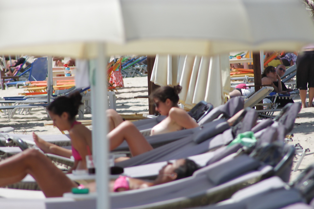 Oben-ohne-Strand In Naxos4 #28033951