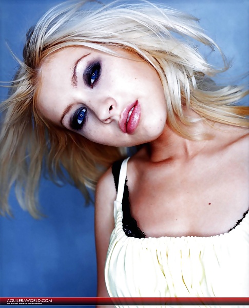 Christina Aguilera Ultimate Part 2 of 3  #27906616