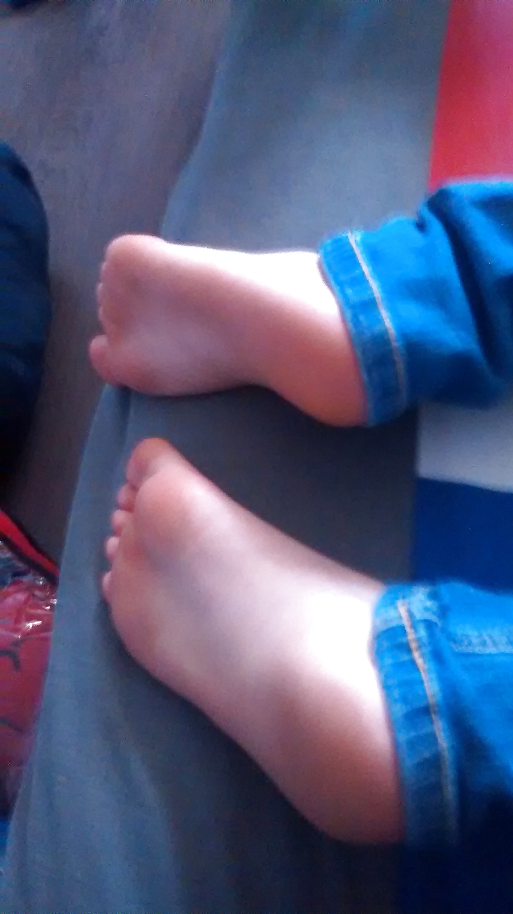 Pieds De Ma Petite Amie #27216974