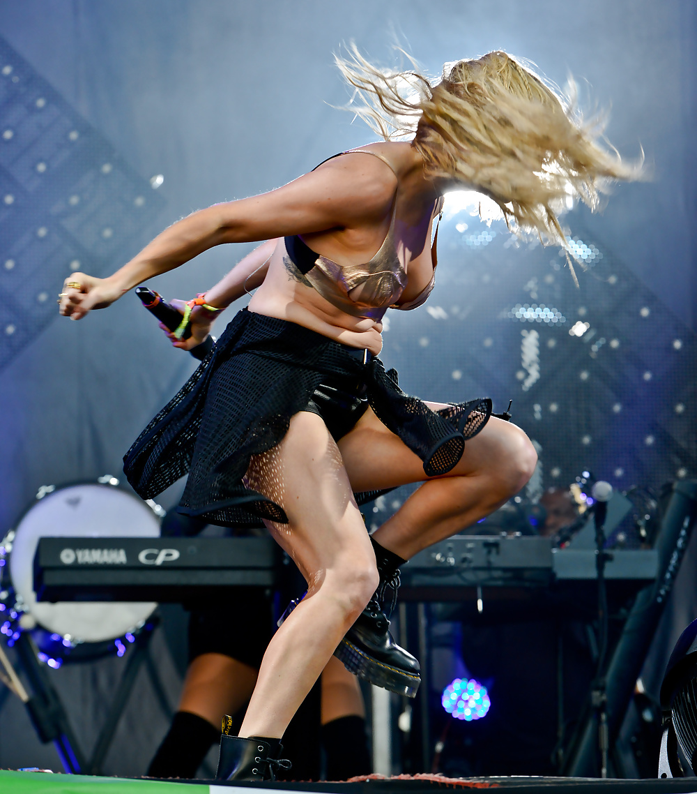 Ellie Goulding #28133529