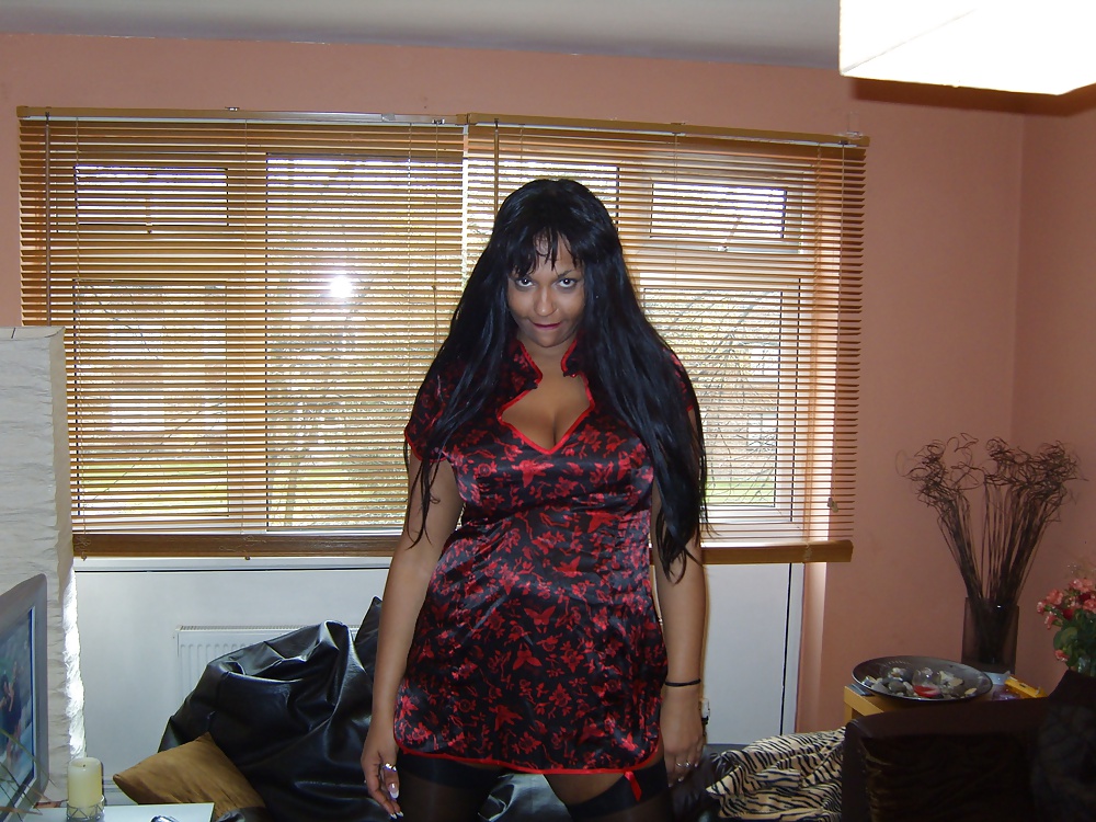 Mature woman with big tits (Ebony girl amateur) #29748501