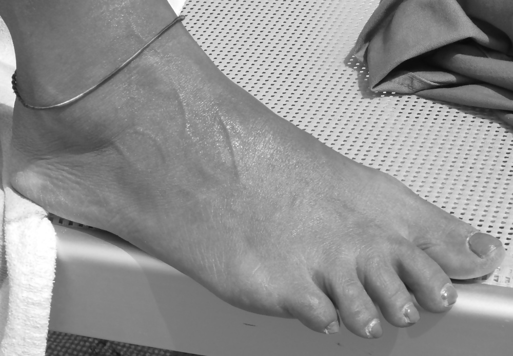Piedi su cui sborrare #32442275