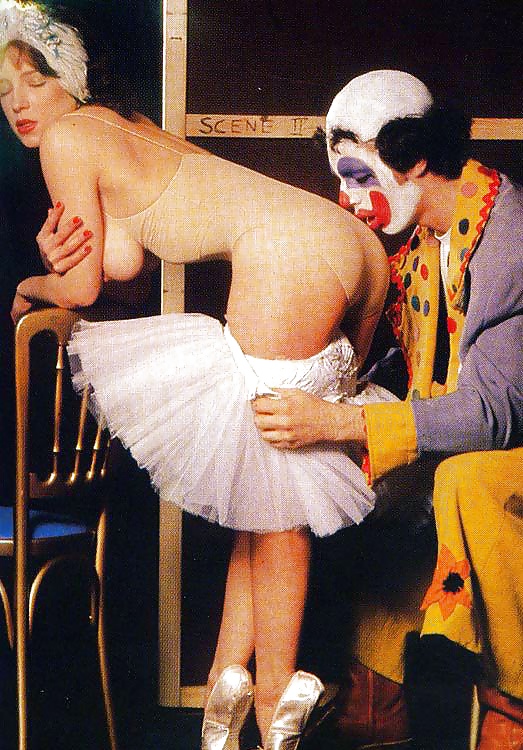 CUPID'S CIRCUS #35085044