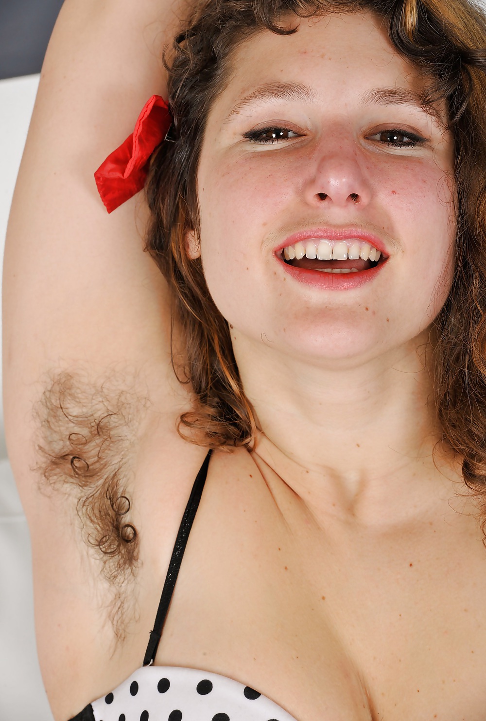 Miscellaneous girls showing hairy, unshaven armpits 3 #36174414