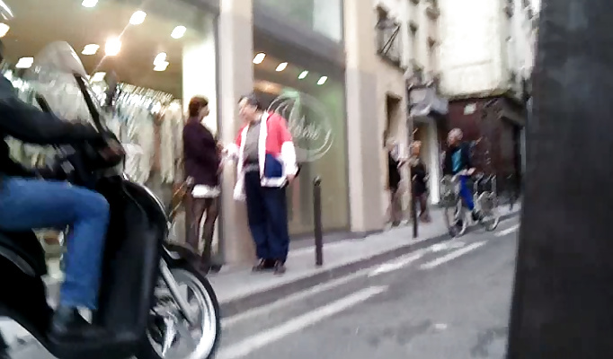 Paris rue st Denis Prostitution de rue #29883680