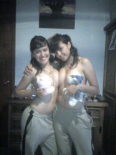 Mas chavas putas 
 #29608505