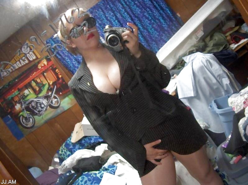 Mas chavas putas 
 #29608525