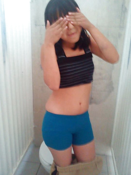 Mas chavas putas 
 #29608539