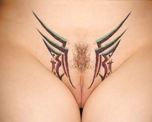 Tatuajes eróticos y pervertidos
 #38293921