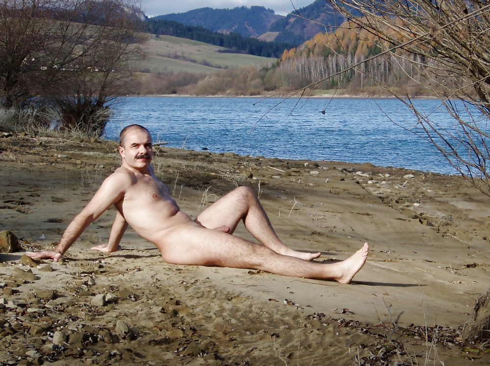 裸足の男 04
 #32747164