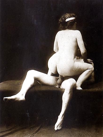 1850 Retro Erotic Photo #32515781