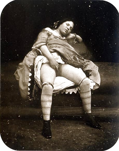 1850 Retro Erotic Photo #32516090