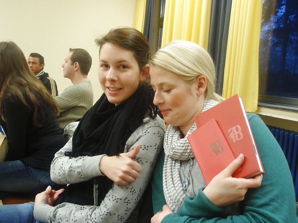 Choose! who and how? #32517324