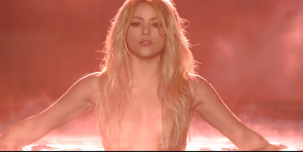 Shakira most recent pics #29332942