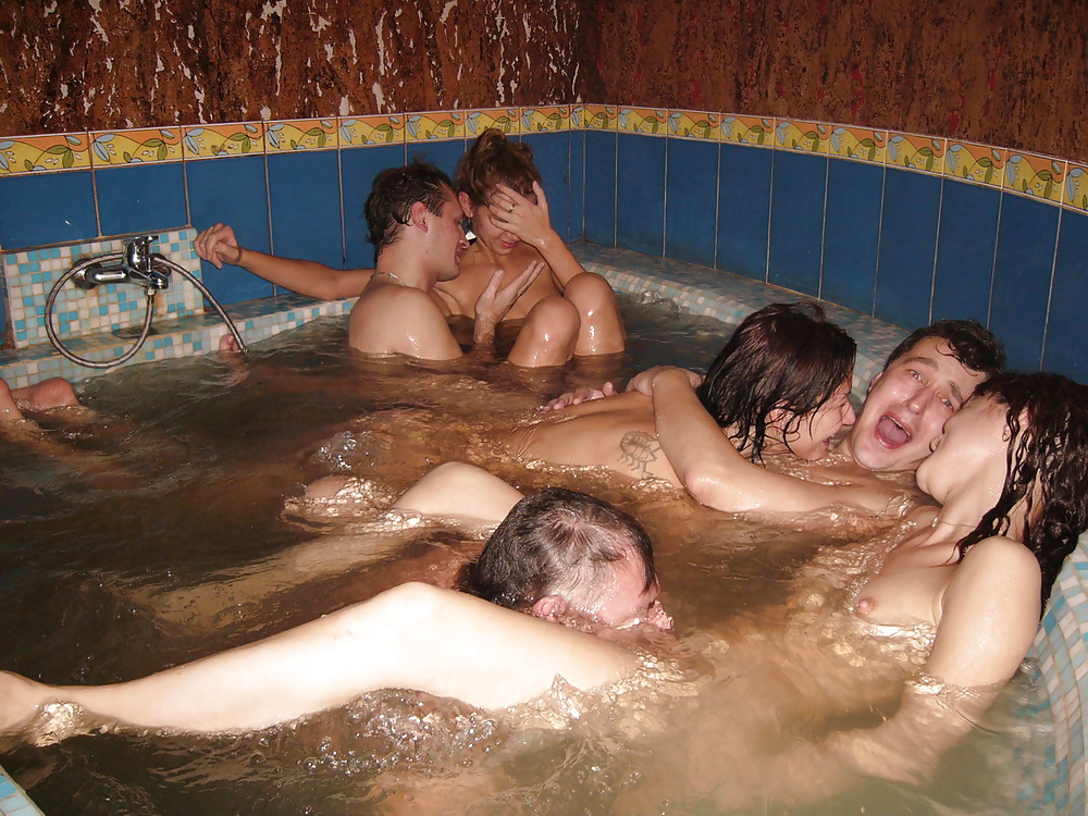 Rus swingers fuck girls in the sauna #25382576