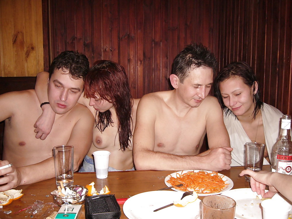 Rus scambisti scopare ragazze nella sauna
 #25382727