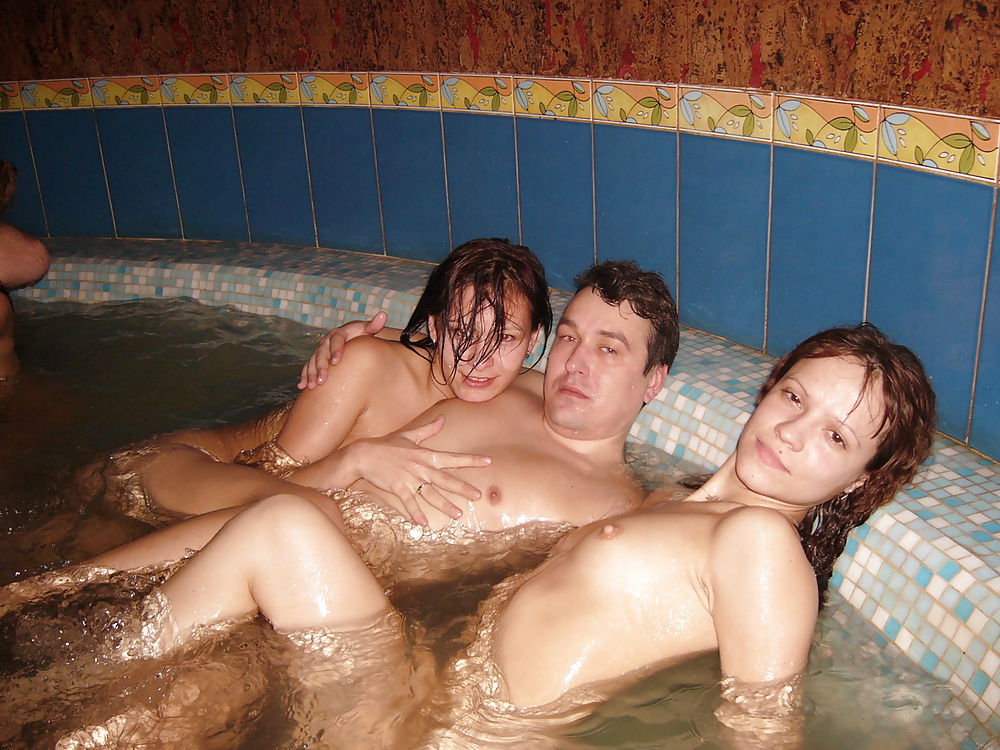 Rus swingers fuck girls in the sauna #25382984