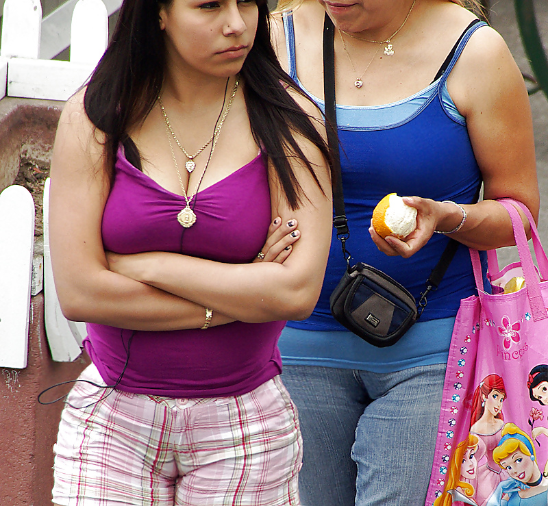 Sexy candids
 #35949467