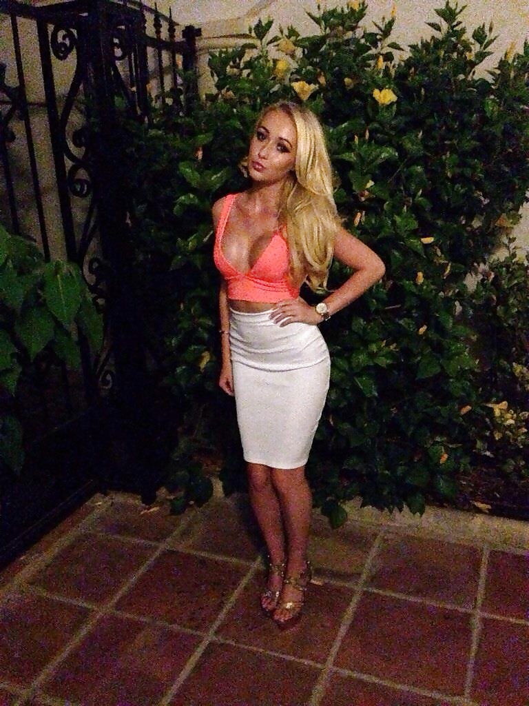 Joven de la casa de campo 
 #30829075