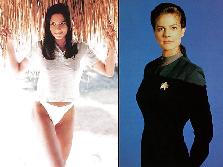 Star Trek Babes Nackt An- Und Ausziehen #37511933