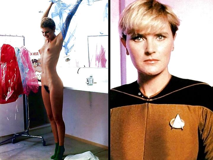 Star Trek Babes Nackt An- Und Ausziehen #37511965