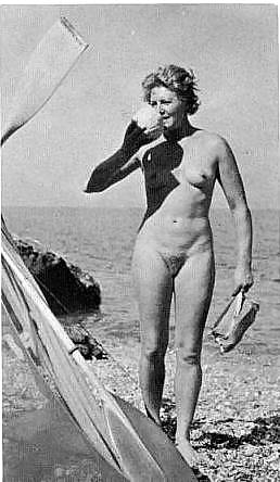 Nude Living #21 - Vintage Nudist Mag #25812429