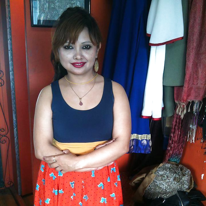ビマラ・ギリ夫人（ホットなネパール人妻
 #40922363