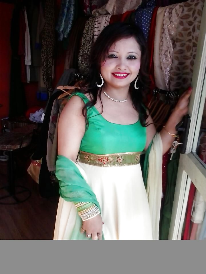 Mrs Bimala Giri ( hot nepali wife) #40922780