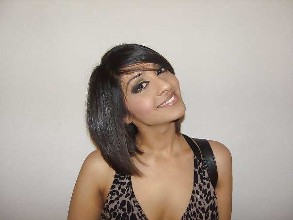 Uk desi sluts quale ti scoperesti? e come?
 #24426196