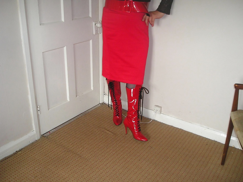 Nurse in new red boots #29753994