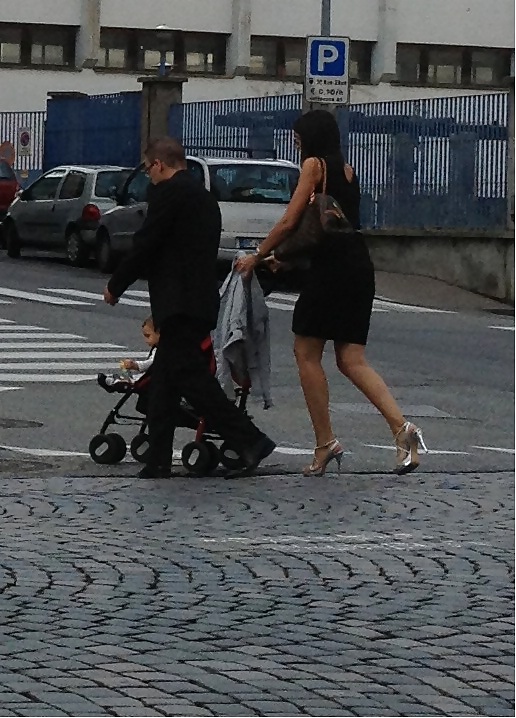 High heels in italian streets.tacchi per le vie italiane #35066335