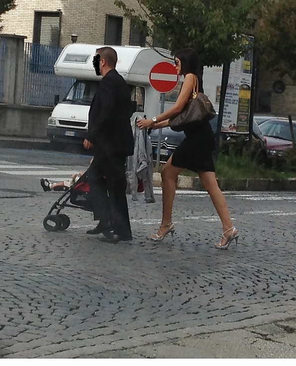 High heels in italian streets.tacchi per le vie italiane #35066348