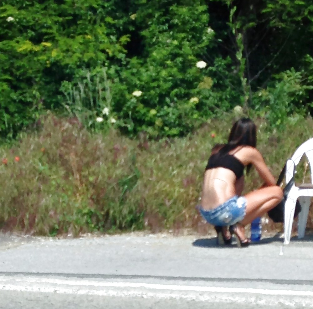 Prostituta di strada - puttane da strada #34249161