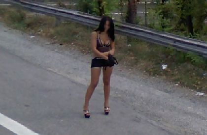 Prostituta di strada - puttane da strada #34251465