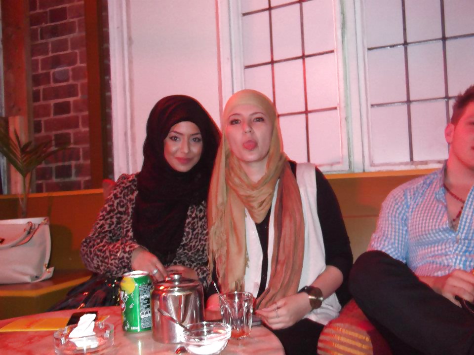 Desi Indien Chattes Arab Bengali Paki Hijabi #39379995