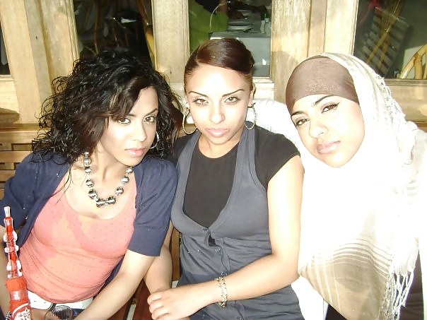 Desi Indien Chattes Arab Bengali Paki Hijabi #39380051