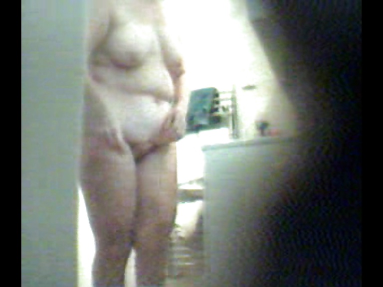 Bbw Frau Gefangen Mit Spy-Cam #25404691