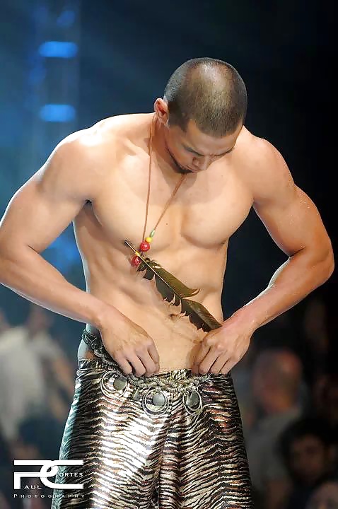 セクシー俳優デリック・ヒューバルド
 #25074176