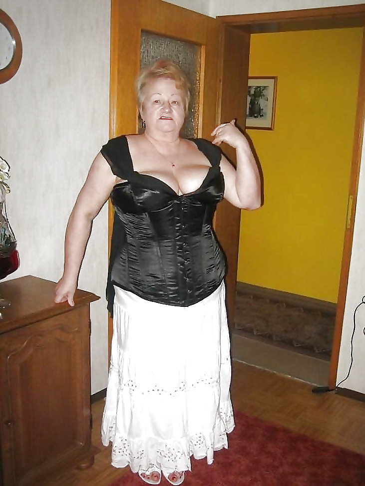 ¡Abuelas con grandes tetas! 
 #36780509