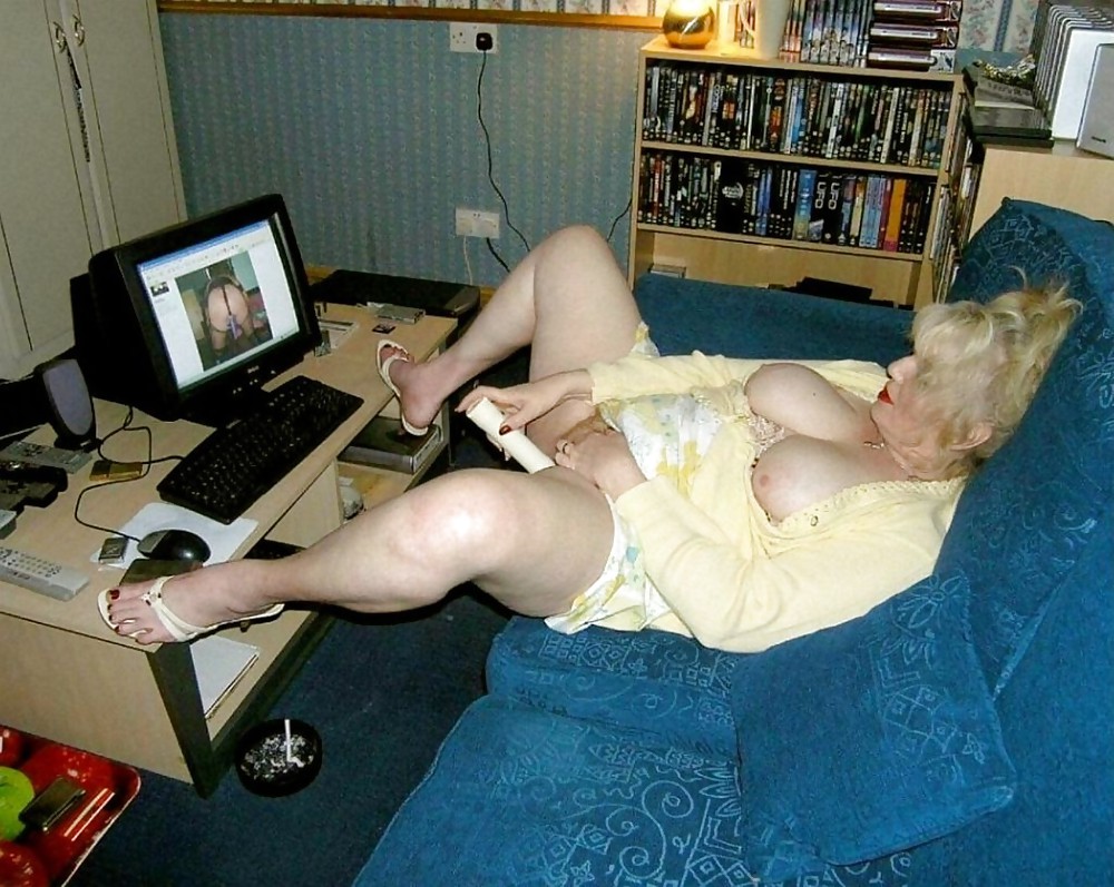 Caliente en la computadora 8.
 #23194657