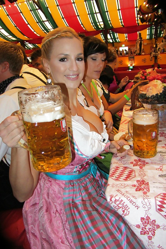 Jordan carver oktoberfest
 #25080370