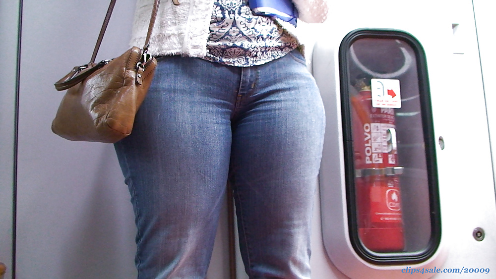 Big asses from GLUTEUS DIVINUS #28702808