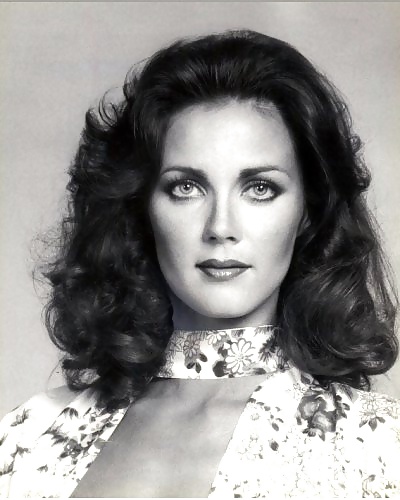 Lynda carter----real and fake
 #25846727