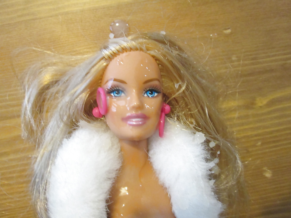 Winter Barbie # 1 #40253667